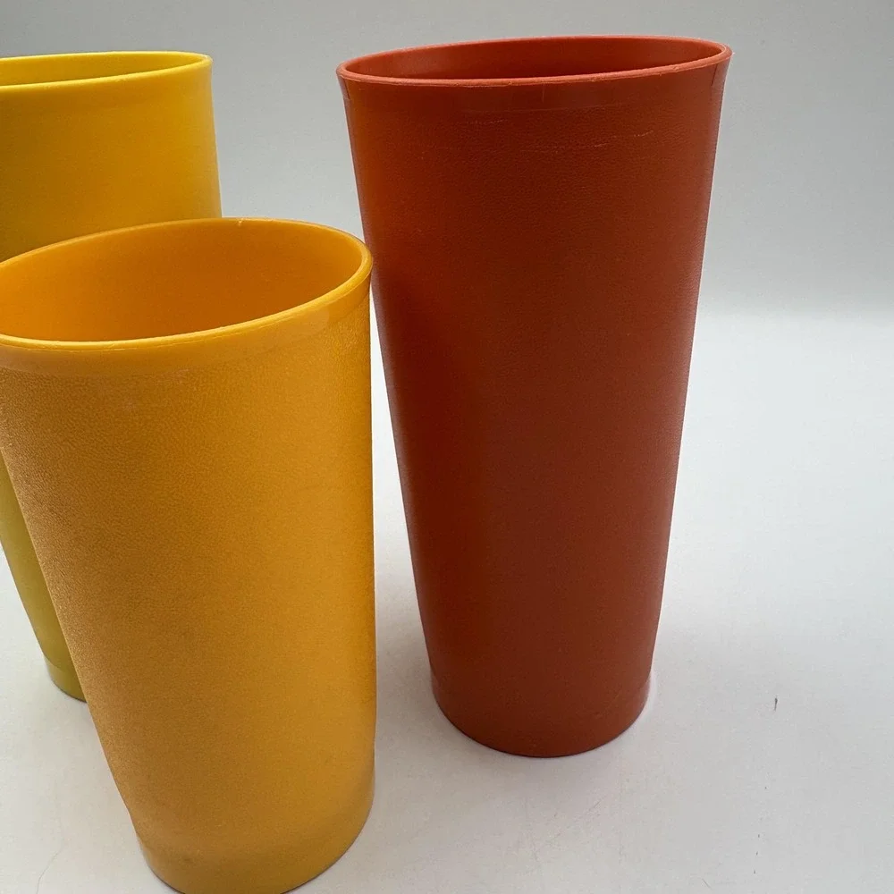 Tupperware Tumblers Set Of 3 Yellow Orange Plastic Drinking Glasses Vintage‎